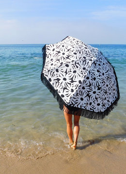 BEACH BRELLA LAGUNA DAISY BRELLA WITH FRINGE