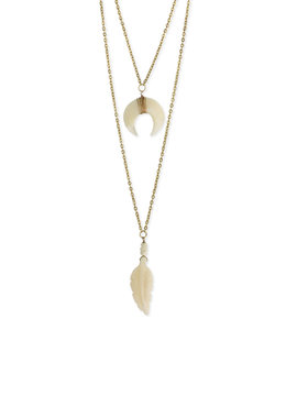 BEACH SPECIALS LEAF AND HORN NECKLACE
