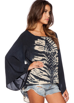 BLUE LIFE KIMONO SLEEVE BLOUSE
