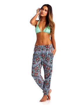 CA by VITAMIN A WANDERLUST NICOLA PANT