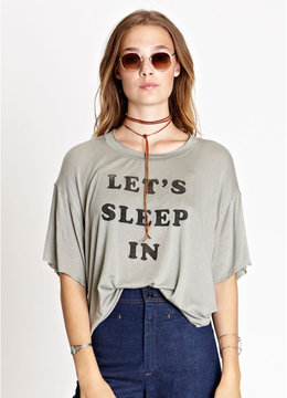 DAYDREAMER LET'S SLEEP IN OVERSIZED TEE