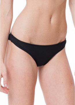MINIMALE ANIMALE THE LAFAYETTE BRIEF